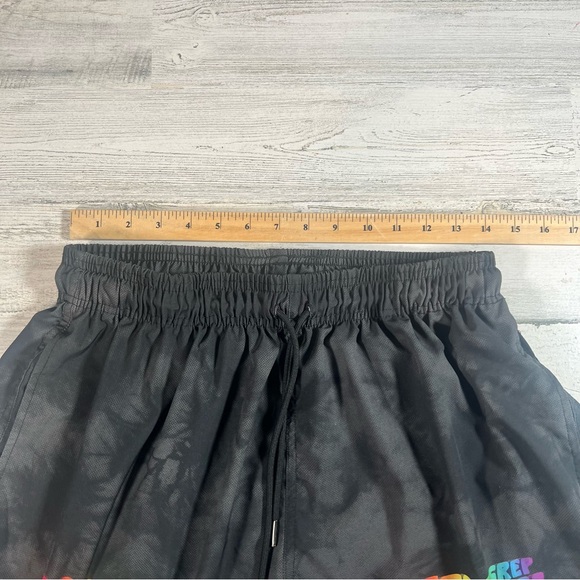 MSFTSrep Men’s Trippy Summer Shorts Black Rainbow Size Large 6” Inseam - Picture 5 of 6